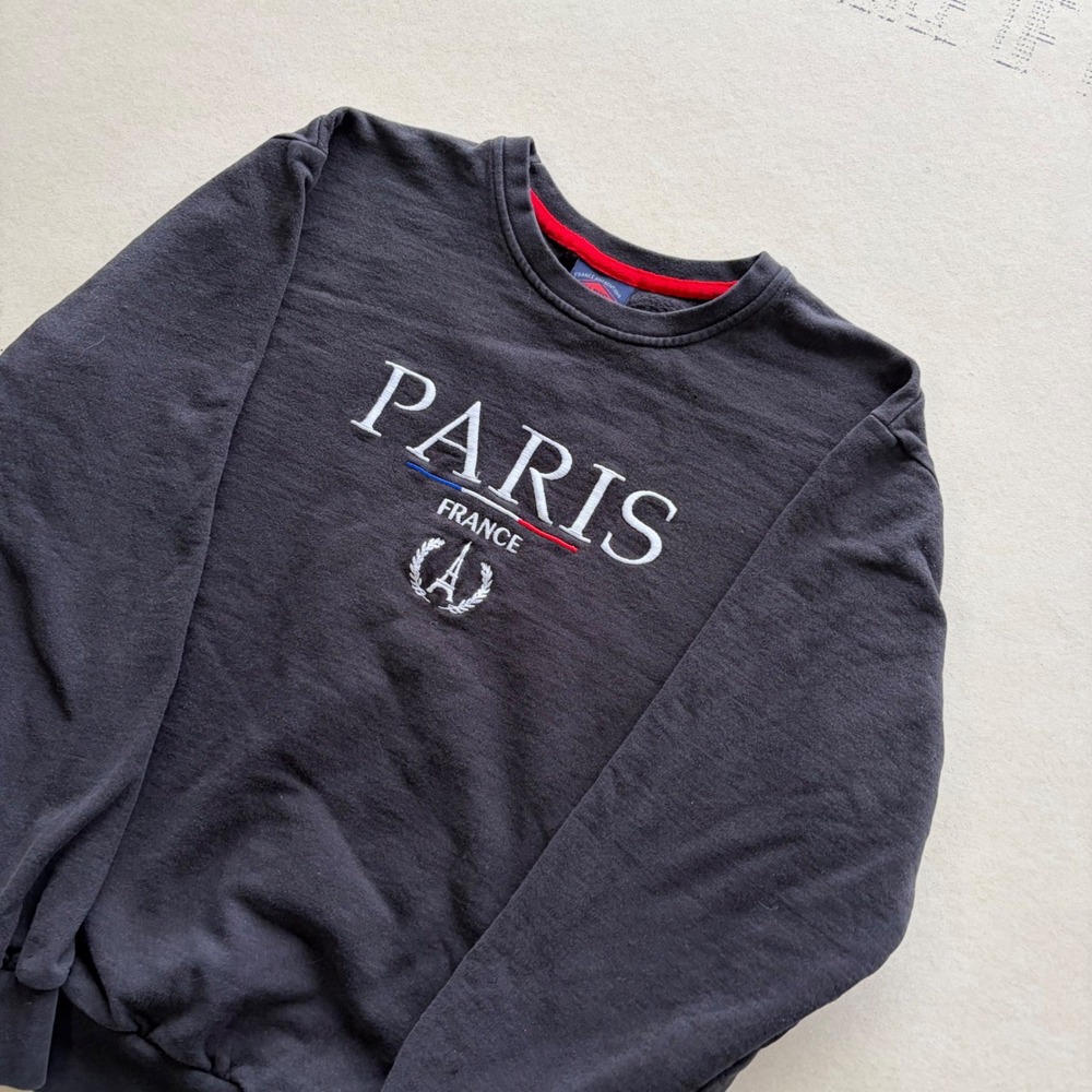 Vintage Early 2000s France Paris Crewneck